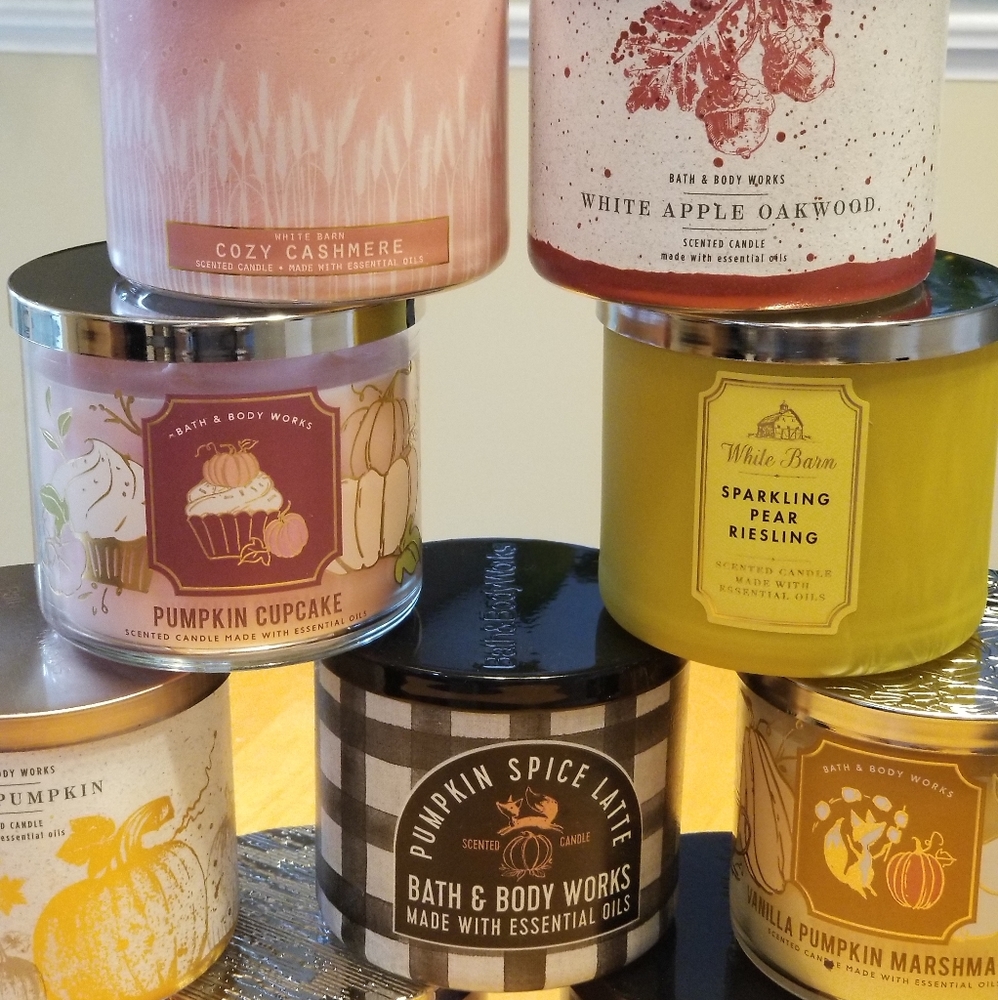 🍁Fall Scents!! 3 wick Candles Bath&Body Works - Picture 4 of 4